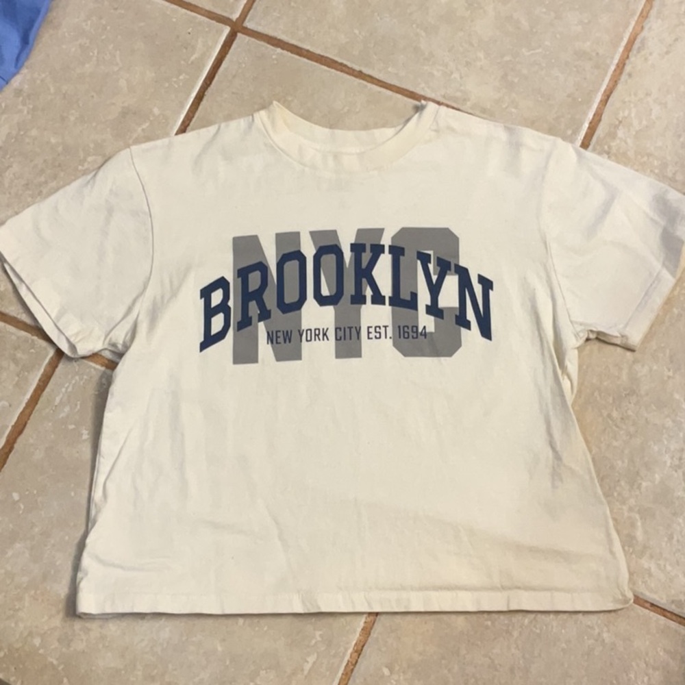 Women’s Cream NYC Brooklyn Graphic Tee
